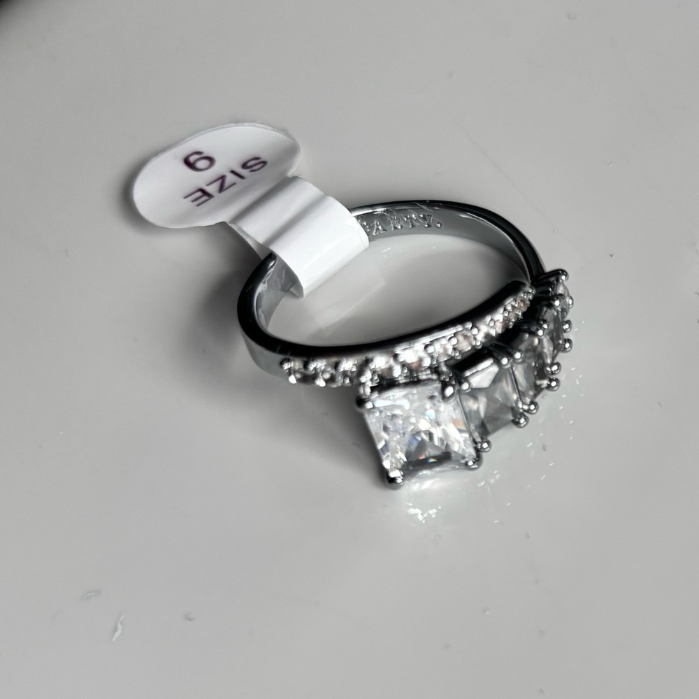 Bomb Party Sterling Ring NWT